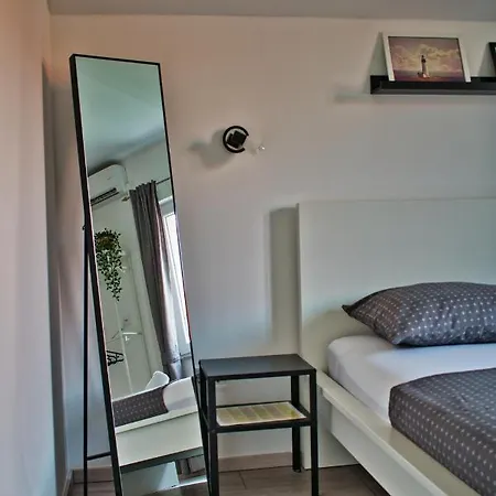 Apartments And Rooms B&B Zadar Extérieur photo