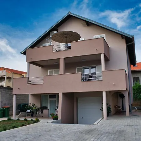 Apartments And Rooms B&B Zadar Extérieur photo