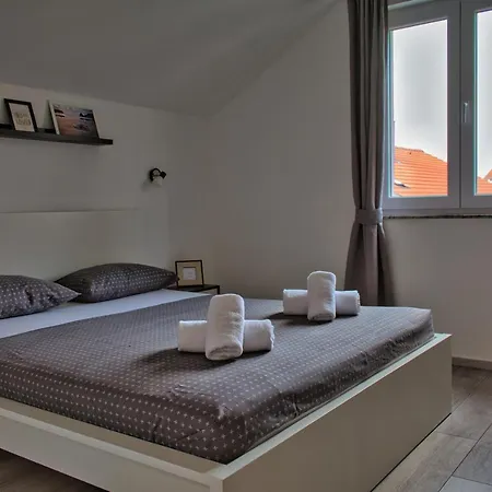 Apartments And Rooms B&B Zadar Extérieur photo